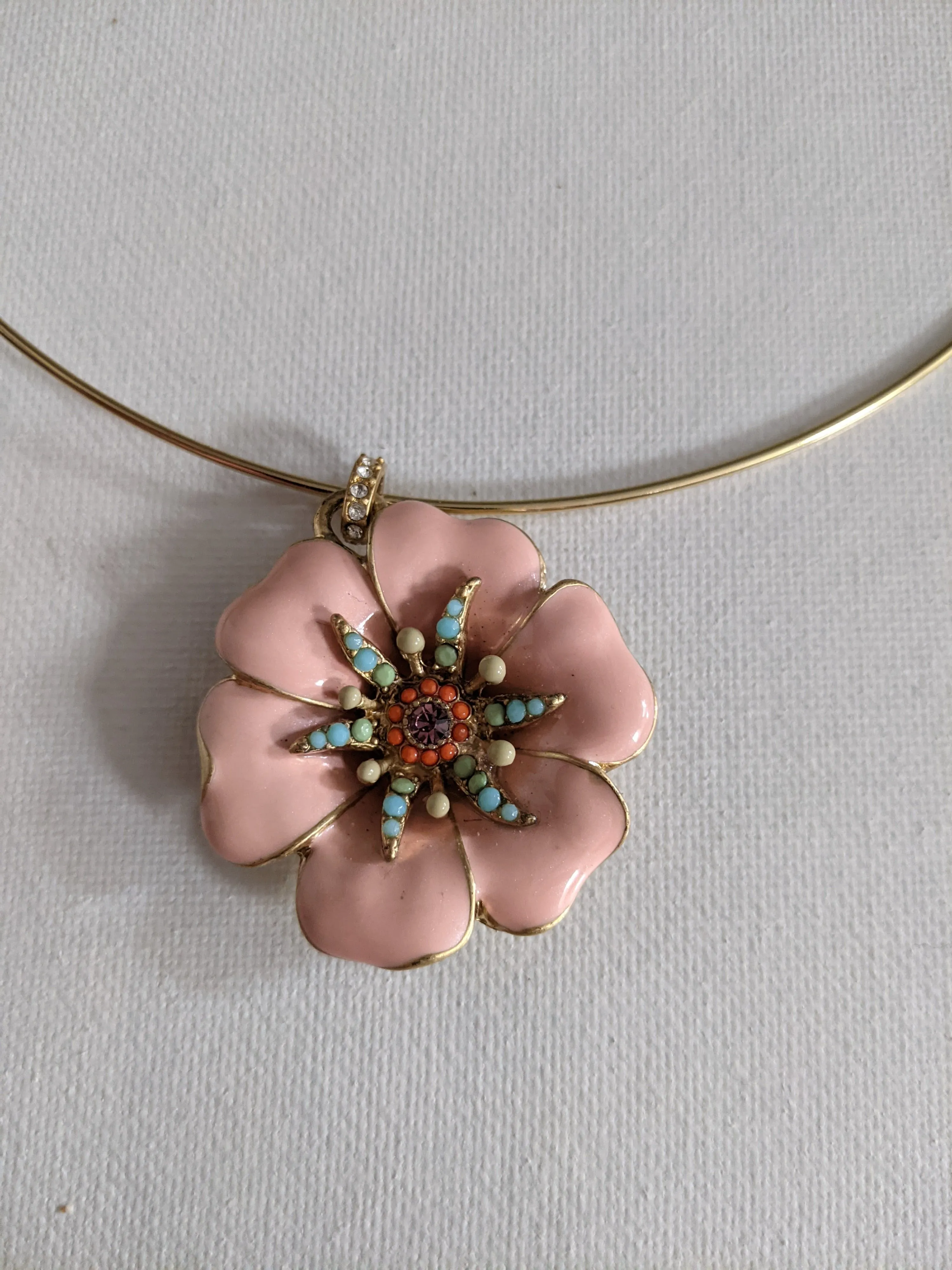 00's Floral Pendant Neckwire Necklace