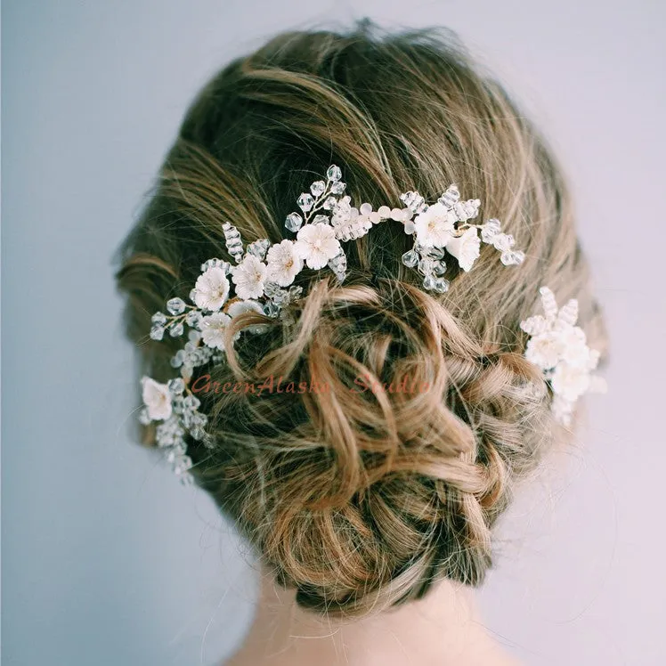 C129. clay florals boho bridal white hair comb and earrings.