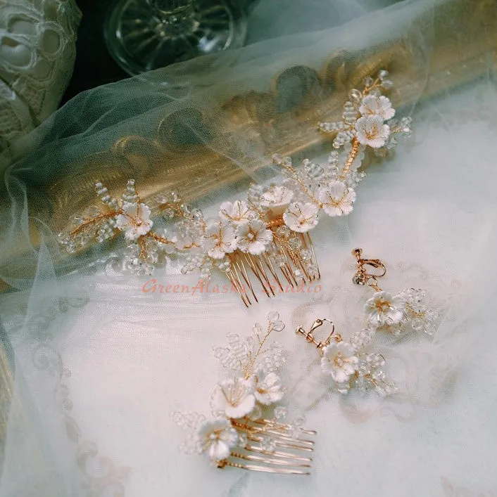 C129. clay florals boho bridal white hair comb and earrings.