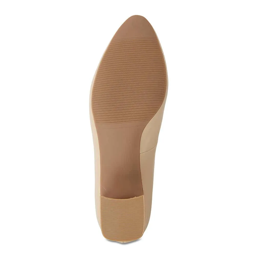 Carmen Heel in Nude Leather